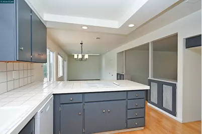 21 Eric Ct, Pleasant Hill, CA 94523 - Photo 24