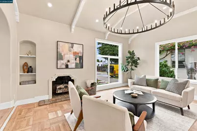 5672 Carberry Avenue, Oakland, CA 94609 - Photo 6