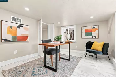 5672 Carberry Avenue, Oakland, CA 94609 - Photo 30
