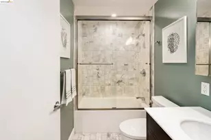 177 19th St, Oakland, CA 94612 - Photo 24