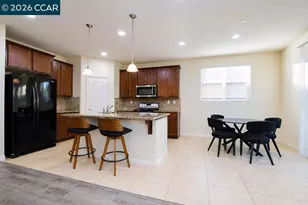 1410 Big Redwood Dr, Oakley, CA 94561 - Photo 4