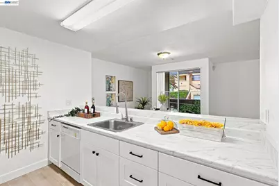 2901 Macarthur Blvd #103, Oakland, CA 94602 - Photo 2
