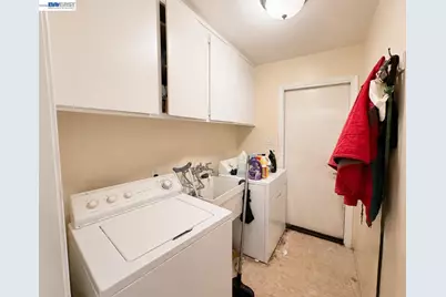 3120 Ozzie Court, Carmichael, CA 95608 - Photo 22