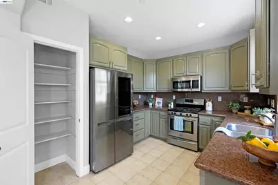 4101 Toddika Ln, Castro Valley, CA 94546 - Photo 14