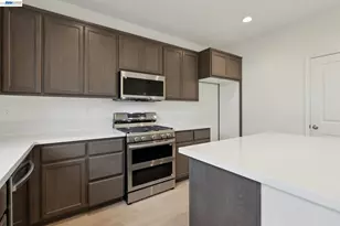 216 Mindy Way, Pittsburg, CA 94565 - Photo 12