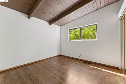 4380 Jana Vista, El Sobrante, CA 94803 - Photo 16