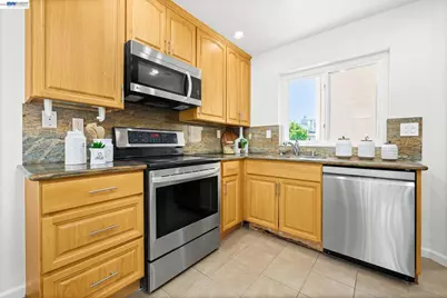 5439 Sunstar Commons, Fremont, CA 94555 - Photo 14