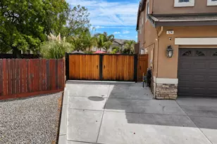 124 Tennyson Ct, Discovery Bay, CA 94505 - Photo 6