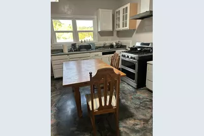 1109 Wanda St, Crockett, CA 94525 - Photo 6