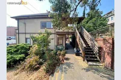 1109 Wanda St, Crockett, CA 94525 - Photo 2
