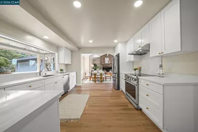 300 Oak View Ter, Danville, CA 94526 - Photo 10