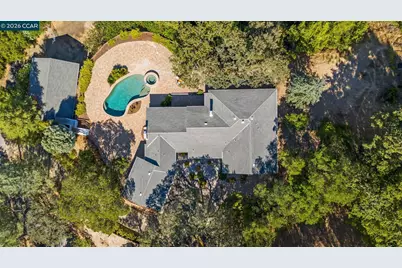 300 Oak View Ter, Danville, CA 94526 - Photo 62