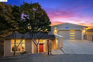 6577 Glen Oaks Way, Oakland, CA 94611 - Photo 2