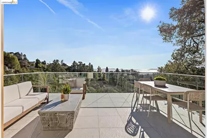 6577 Glen Oaks Way, Oakland, CA 94611 - Photo 22