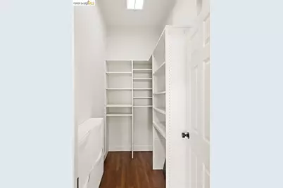 6577 Glen Oaks Way, Oakland, CA 94611 - Photo 30