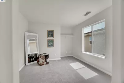 13253 Emerald Bay Ct, Lathrop, CA 95330 - Photo 28