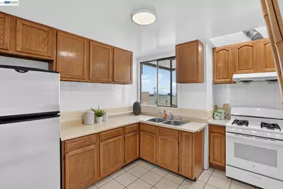 2283 30th Avenue, San Francisco, CA 94116 - Photo 30