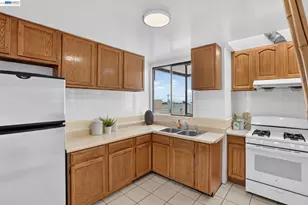 2283 30th Ave, San Francisco, CA 94116 - Photo 30