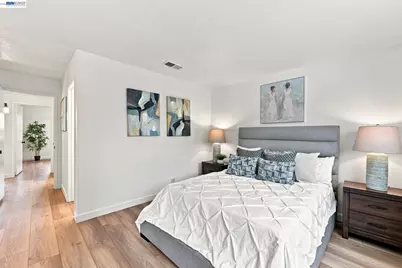 34446 Helston Pl., Fremont, CA 94555 - Photo 16