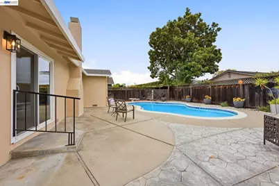 34446 Helston Pl., Fremont, CA 94555 - Photo 28