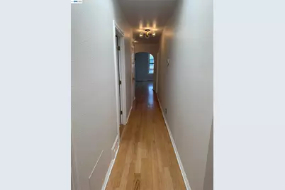1423 Quesada Ave, San Francisco, CA 94124 - Photo 8