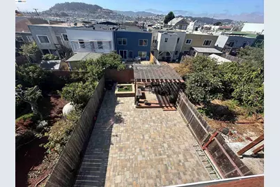 1423 Quesada Ave, San Francisco, CA 94124 - Photo 4