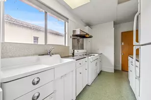 6502 Dana St, Oakland, CA 94609 - Photo 16