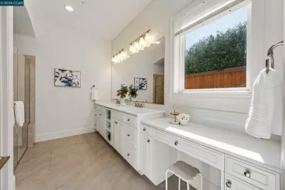 1939 Burgundy Ln, Brentwood, CA 94513 - Photo 24