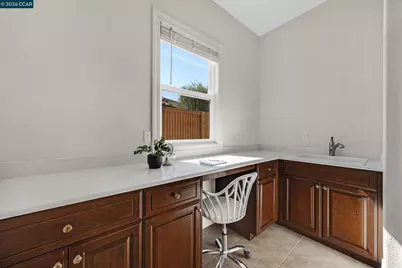 1939 Burgundy Ln, Brentwood, CA 94513 - Photo 34
