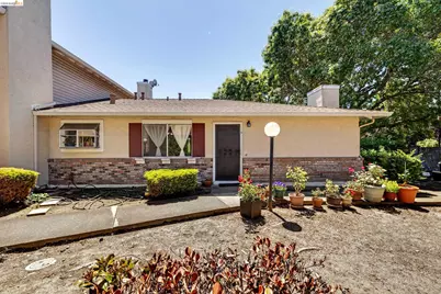 2567 El Portal Dr #A, San Pablo, CA 94806 - Photo 1