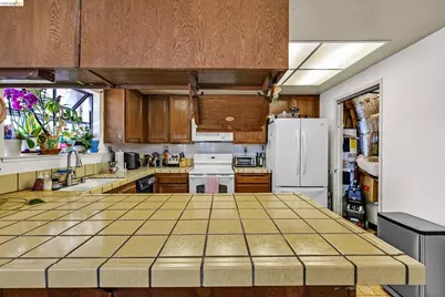 2567 El Portal Dr #A, San Pablo, CA 94806 - Photo 8