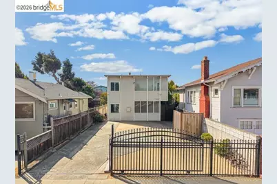 1226 Haskell St, Berkeley, CA 94702 - Photo 2