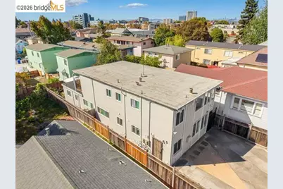 1226 Haskell St, Berkeley, CA 94702 - Photo 10
