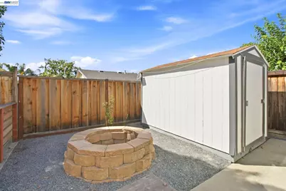 851 Geraldine St, Livermore, CA 94550 - Photo 30