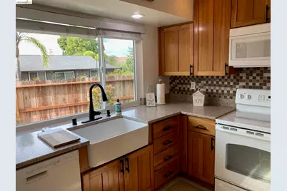 1833 Camino Estrada, Concord, CA 94521 - Photo 6