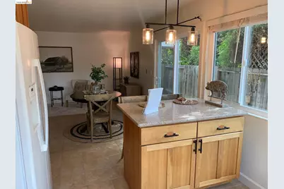 1833 Camino Estrada, Concord, CA 94521 - Photo 10