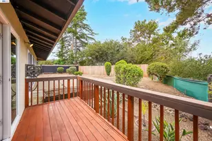 27929 Edgecliff Way, Hayward, CA 94542 - Photo 42