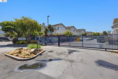 92 Rockport Ct, Richmond, CA 94804 - Photo 36