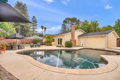 2330 Gill Port Ln, Walnut Creek, CA 94598 - Photo 48