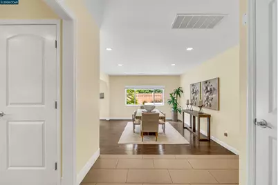 2330 Gill Port Ln, Walnut Creek, CA 94598 - Photo 4