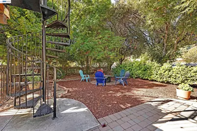 210 D St, Fremont, CA 94536 - Photo 28