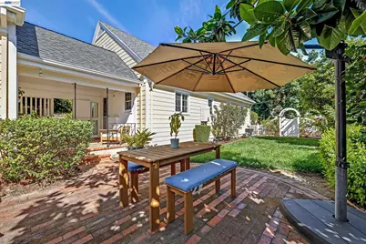 210 D St, Fremont, CA 94536 - Photo 22