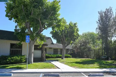 17 Bradley Ln, Antioch, CA 94509 - Photo 34