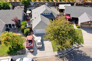686 Frazier Dr, Oakley, CA 94561 - Photo 2