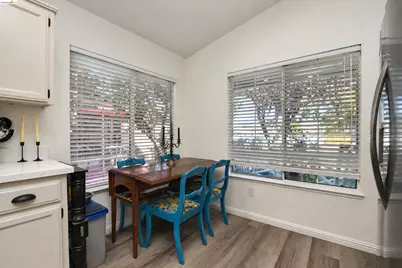 686 Frazier Drive, Oakley, CA 94561 - Photo 12
