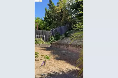 2206 Seacliff Dr, Milpitas, CA 95035 - Photo 8