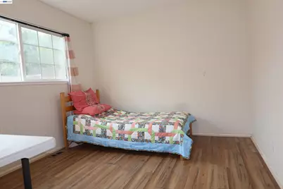16829 Daryl Ave, Ashland, CA 94580 - Photo 22
