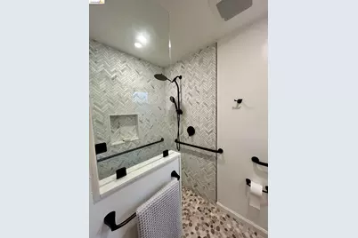 2133 Holbrook Dr, Concord, CA 94519 - Photo 4