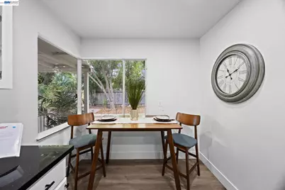 2136 Holbrook Drive, Concord, CA 94519 - Photo 10