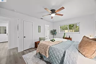 2136 Holbrook Dr, Concord, CA 94519 - Photo 14